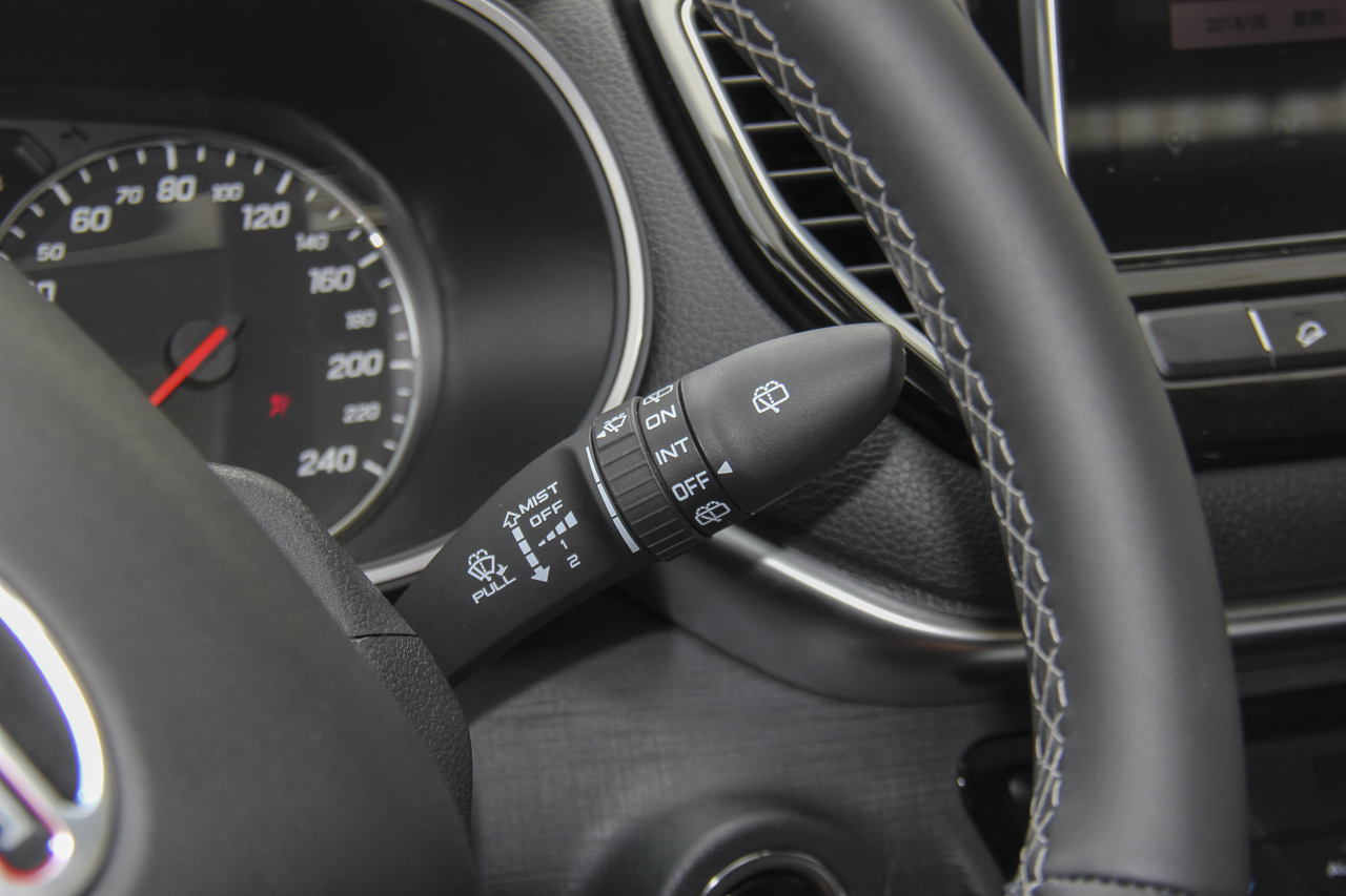 2018款森雅R9 1.2T自动尊贵智悦型