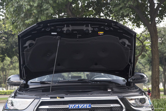 2017款哈弗H6运动版1.5T手动两驱精英型蓝标