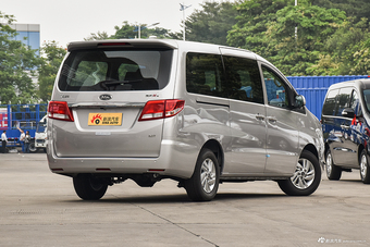 2017款瑞风M4 1.9T手动豪华型柴油