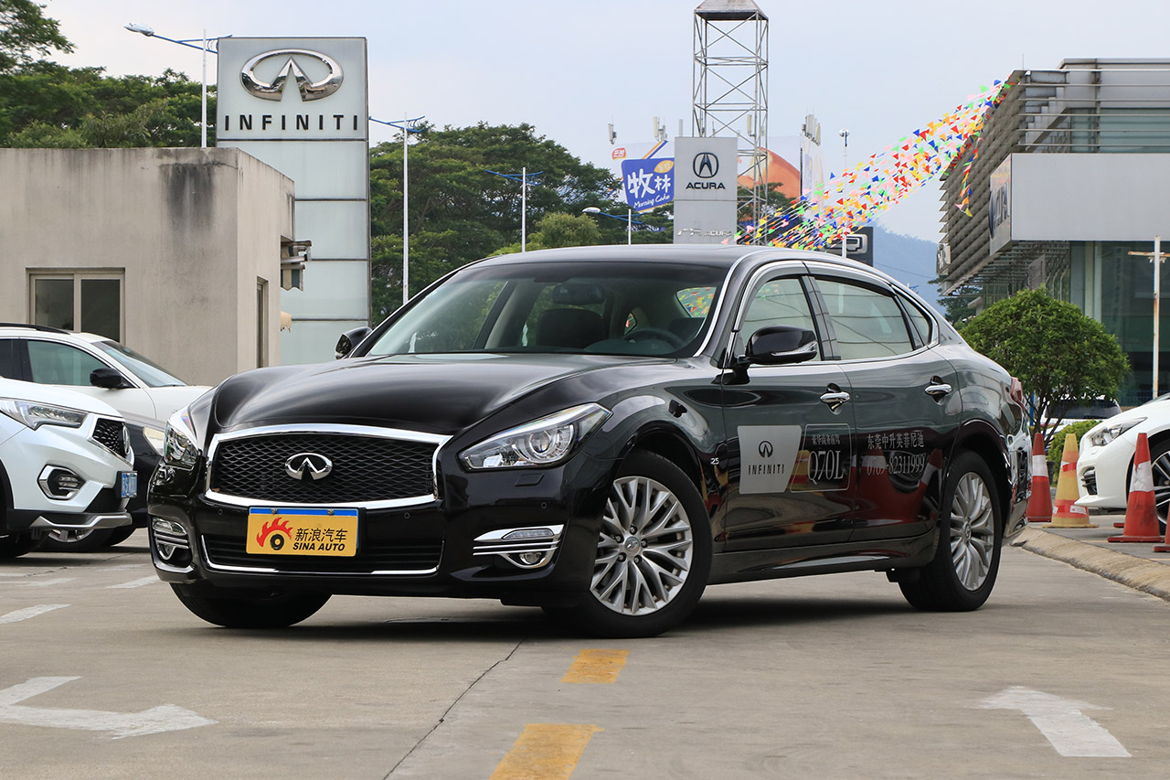 2017款英菲尼迪Q70L 2.5L自动豪华版