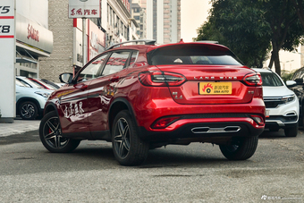 2018款逍遥1.5GTDI CVT全景钻石版