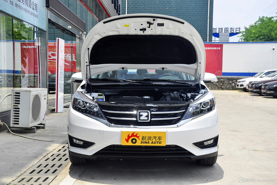 2017款众泰Z360 1.5L手动豪华型