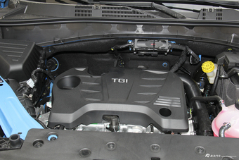 2018款荣威RX5 1.5T 20T自动两驱互联网智尊版