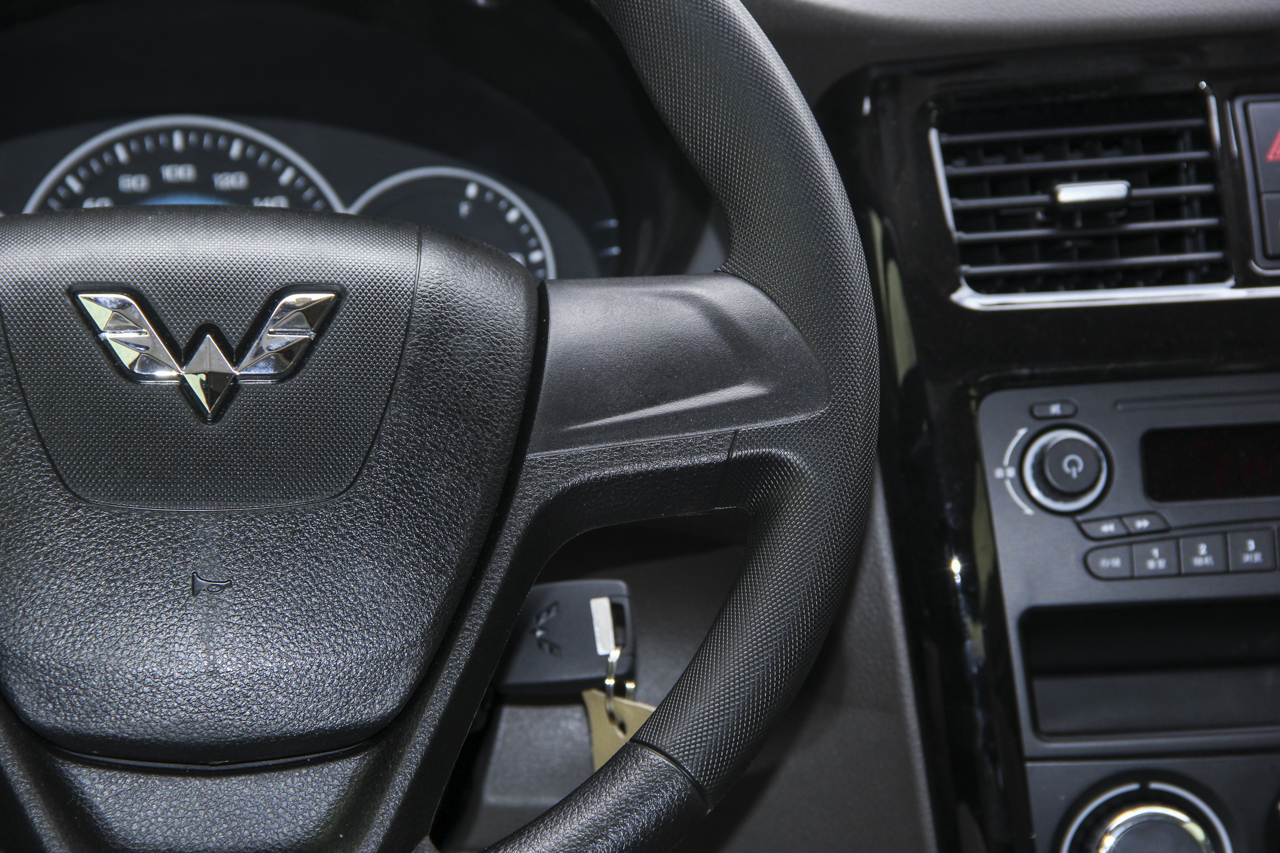 2016款五菱荣光V 1.5L手动标准型