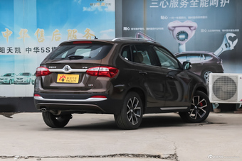 2016款中华V5 1.5T自动两驱智能型