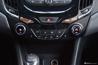 2018款科鲁兹两厢1.4T 双离合领锋版330T