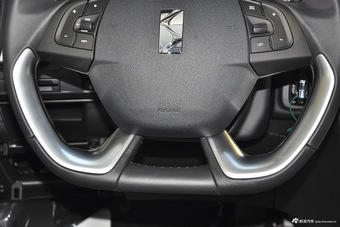 2015款DS 5 1.6T自动豪华版THP160