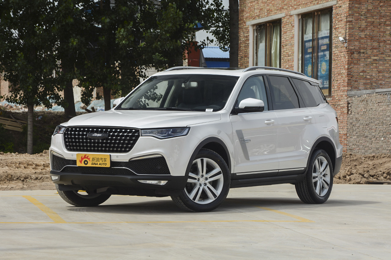  2018款众泰T800 2.0T自动尊享智联型7座