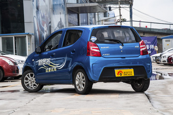 2013款奥拓1.0L手动豪华型 海沙蓝