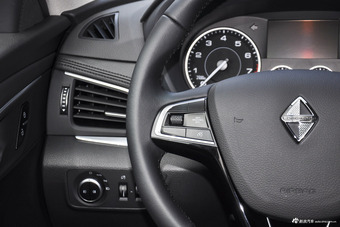 2016款宝沃BX7 2.0T自动四驱豪华版28T