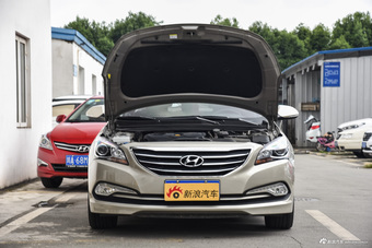 2016款名图1.8L自动DLX尊贵型