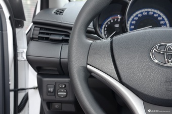 2016款YARiS L 致炫1.5L自动炫动天窗版