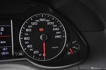 2017款奥迪Q5 Plus 2.0T自动40TFSI舒适型