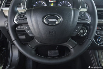 2017款传祺GA8 2.0T 320T自动至尊版
