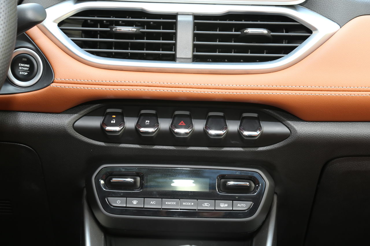 2016款宝骏510 1.5L手动舒适型