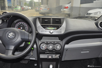 2013款奥拓1.0L自动豪华型