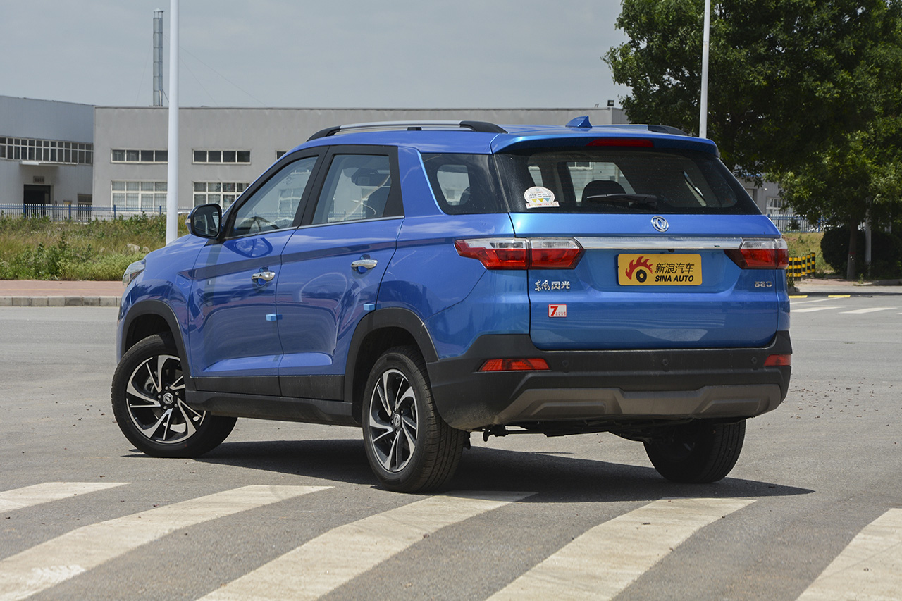  2018款风光S560 1.8L手动豪华型