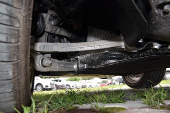 2017款奥迪A4L 2.0T自动40TFSI风尚型