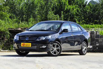 2014款众泰Z300 1.5L手动豪华型图片