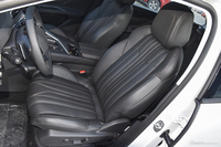 2017款标致5008 1.8T自动380THP无界版7座