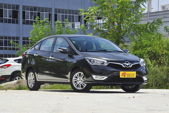 2016款海马M3 1.5L手动智能舒适型