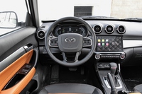 2017款凯翼X3 1.6L自动发烧友版