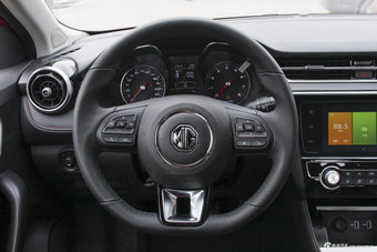 2018款名爵6 1.5T手动20T精英智联版