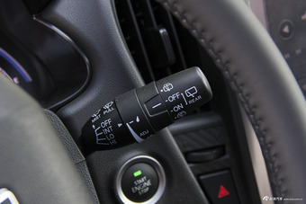 2017款纳智捷 U5 SUV 1.6L CVT爵士版