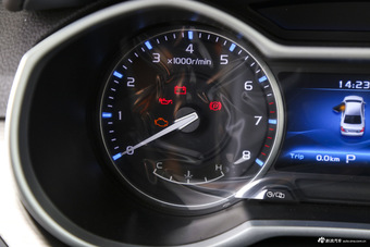 2017款吉利帝豪1.5L自动三厢百万款豪华型