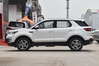 2017款长安CS55 1.5T自动炫色型