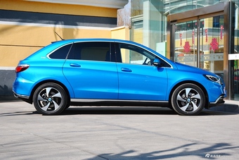 2018款腾势500 荣耀版