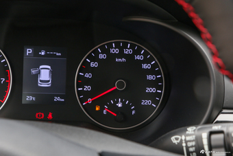 2018款起亚KX CROSS 1.6L自动灵动天窗版