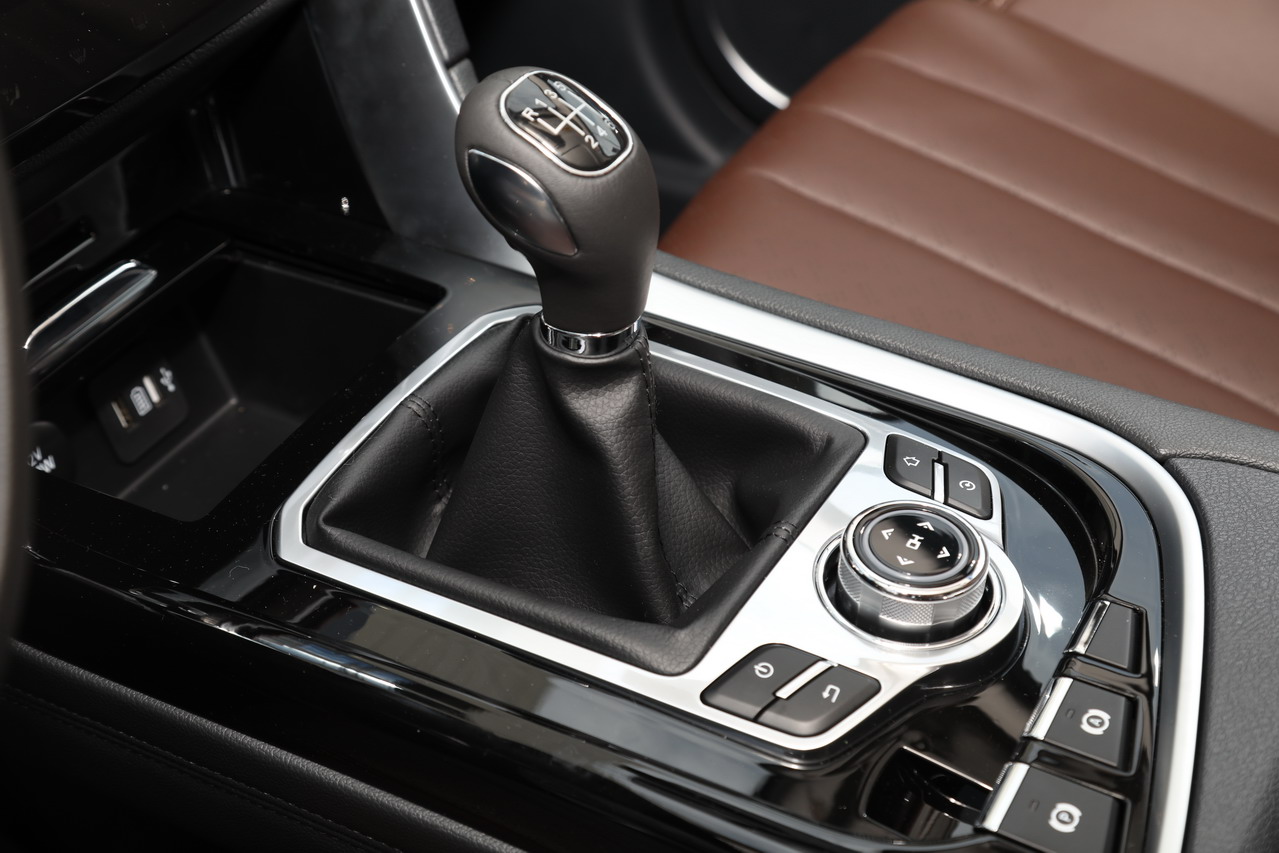 2018款君马SEEK 5 1.5T手动领智版