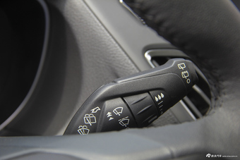 2018款福克斯两厢1.6L自动风尚型智行版