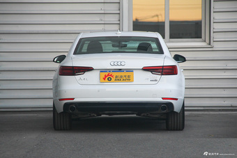 2017款奥迪A4L 2.0T自动45TFSI quattro运动型