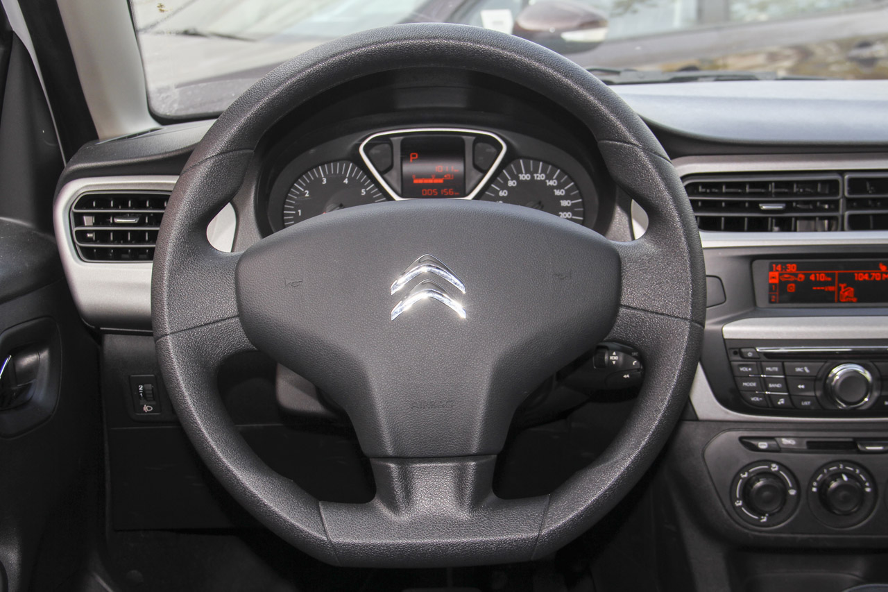 2016款全新爱丽舍1.6L自动舒适型