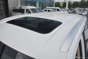 2017上汽大通D90 2.0T手动两驱火星