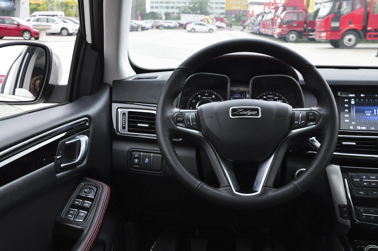 2015款大迈X5 1.5T手动旗舰型 国五