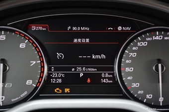 2016款奥迪S8 4.0T自动4.0TFSI quattro