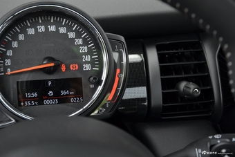 2018款MINI 2.0T COOPER S艺术家