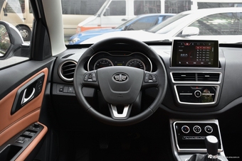 2019款奔腾X40 1.6L手动互联智酷型