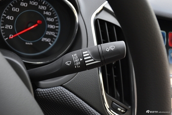 2018款科鲁兹1.5L 自动先锋天窗版320