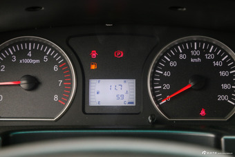 2017款菱智M3L改款1.6L手动7座标准型