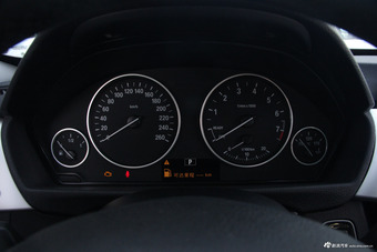 2017款宝马3系GT 2.0L自动320i时尚型