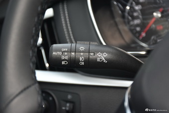 2016款荣威RX5 20T自动两驱互联网智享版