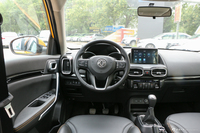 2018款风神AX4 1.6L手动潮尚型天窗版