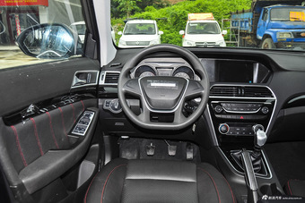 2015款猎豹CS10 2.0T手动风尚版 迪拜金