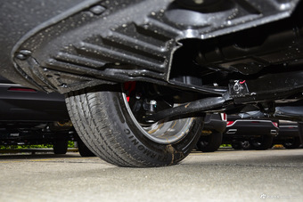 2016款瑞风S2 1.5L手动豪华智能型双色版