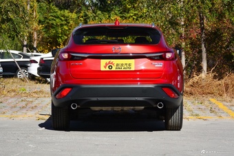 2018款马自达CX-4 2.5L自动四驱蓝天运动版