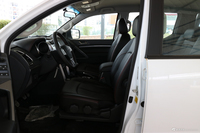 2017款黄海N3 2.5T手动四驱运动版JE4D25C